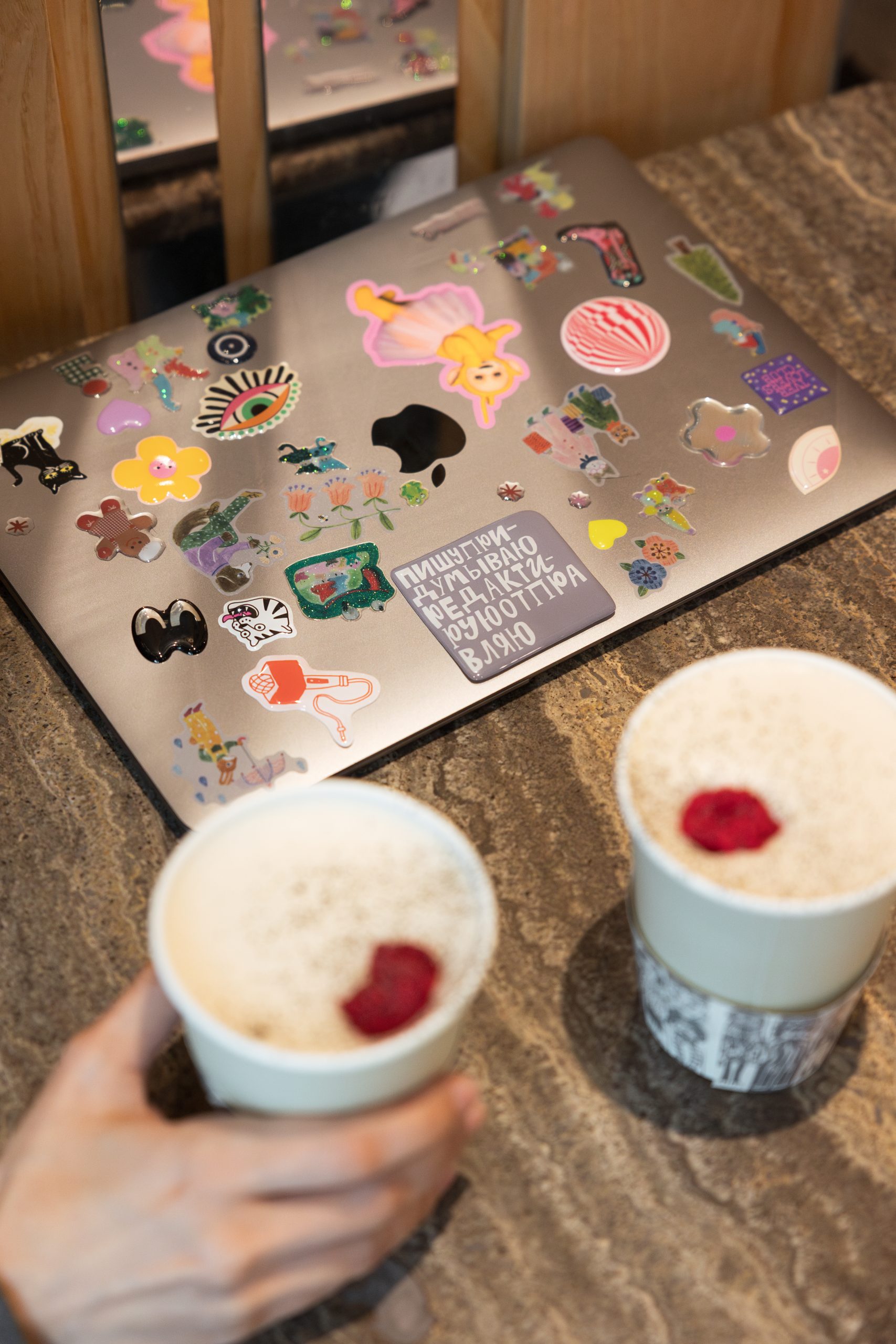 Дзен и ABC Coffee Roasters коллаборация к 8 марта