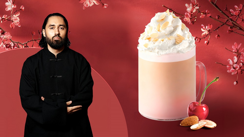 Тонкий «намек»: главный лирик страны МОТ в STARS COFFEE