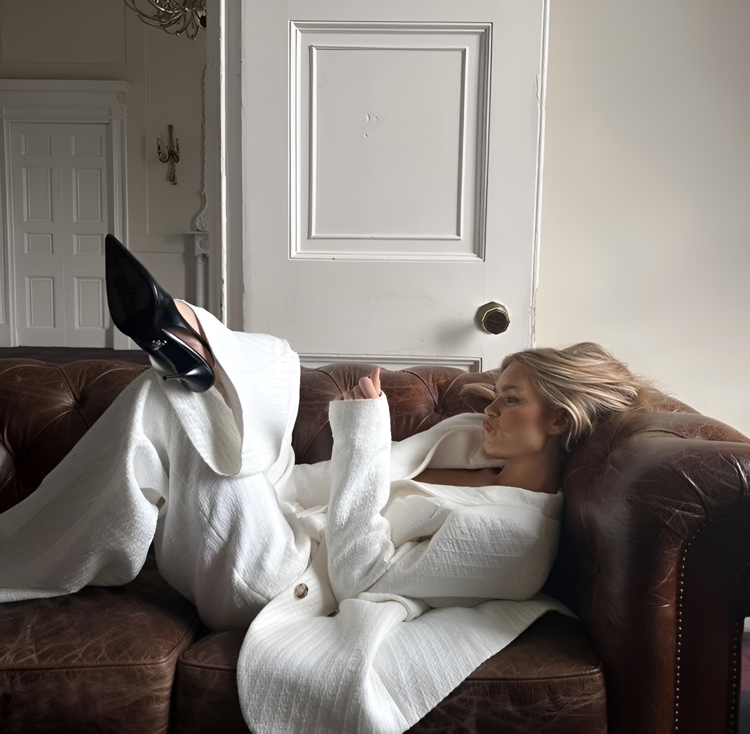 усталость, выгорание, карьера, девушка карьеристка