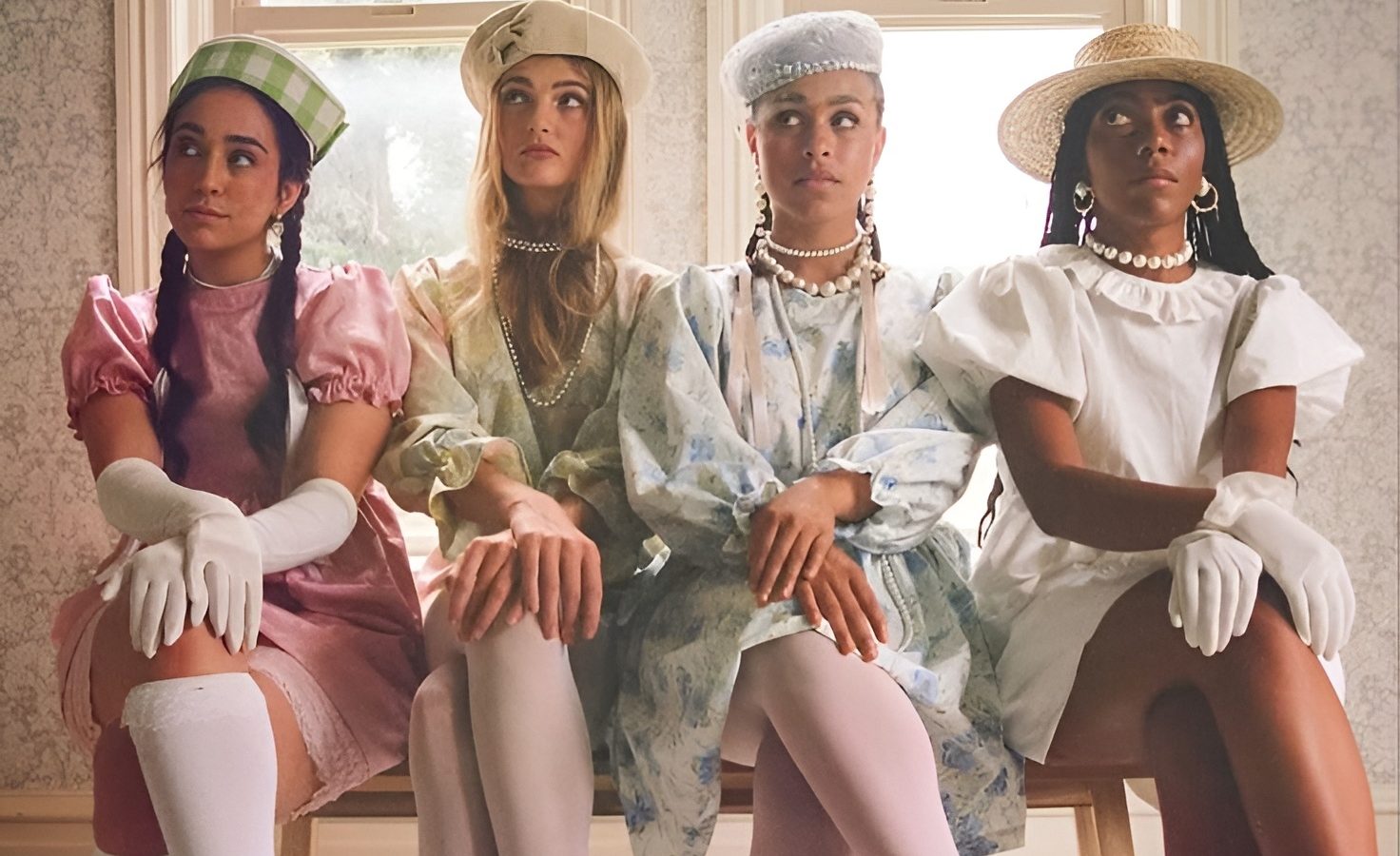 ОТ КОНКУРЕНЦИИ К СООБЩЕСТВУ: ПОЧЕМУ ЖЕНЩИНЫ ОБЪЕДИНЯЮТСЯ ИНАЧЕ, ЧЕМ МУЖЧИНЫ