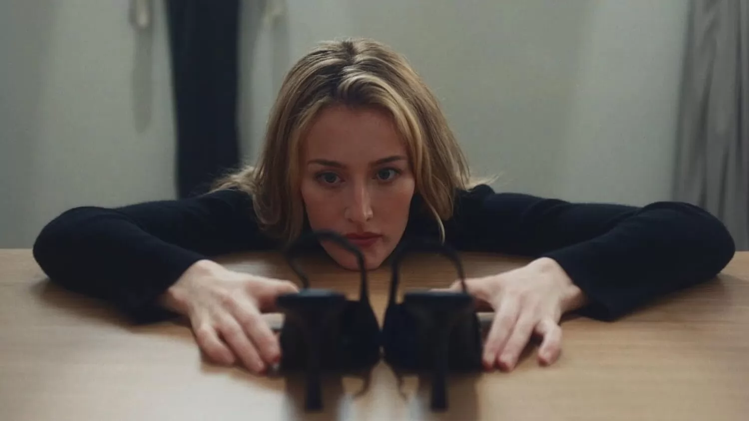 Сериал "История любви", Кэролин Бессетт