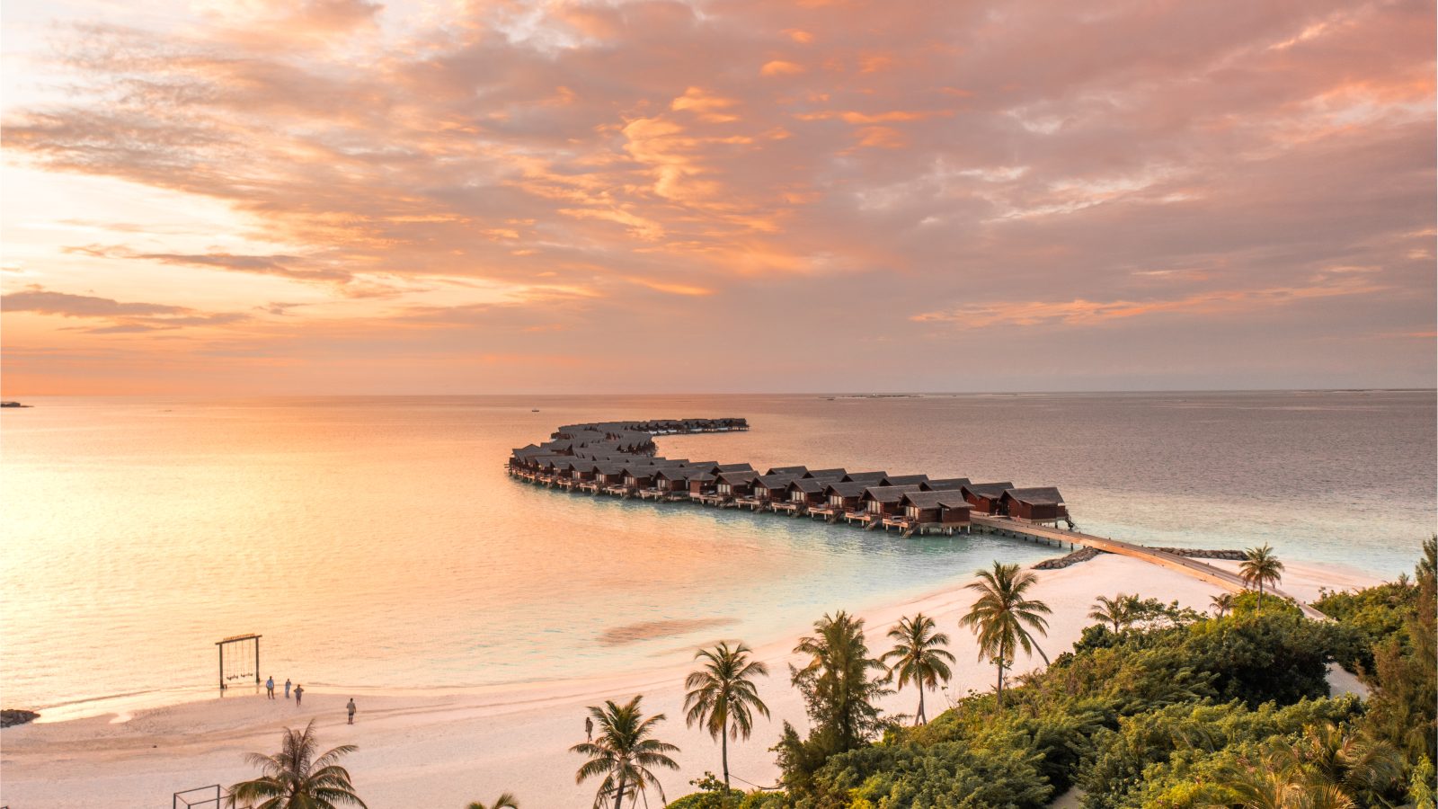 КУДА ПОЕХАТЬ НА МАЙСКИЕ ПРАЗДНИКИ: 10 РОСКОШНЫХ ОТЕЛЕЙ У ОКЕАНА ДЛЯ ПОЛНОЙ ПЕРЕЗАГРУЗКИ