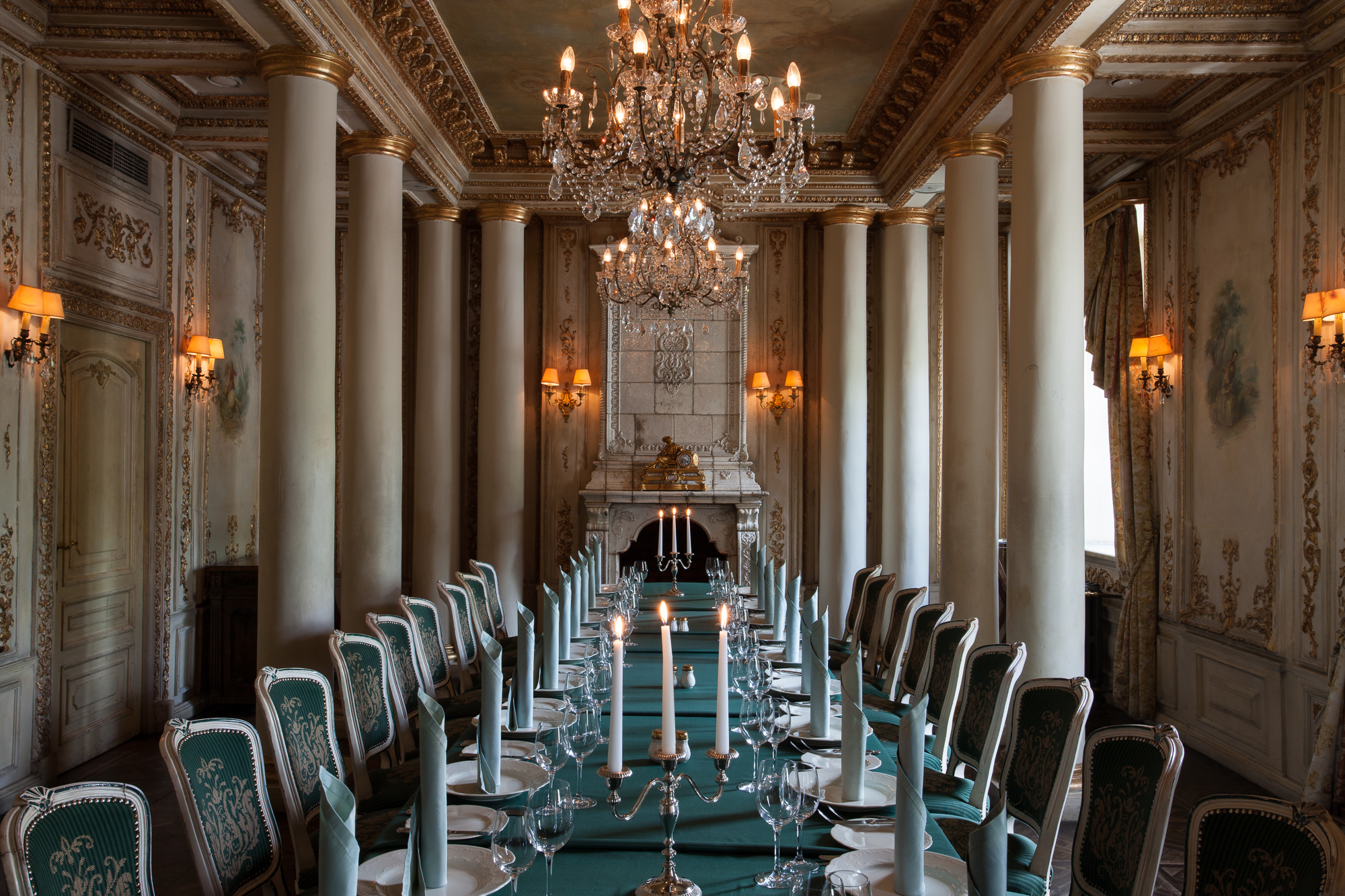 Год Романовых в «Кафе Пушкинъ»: от боярских палат до последнего бала