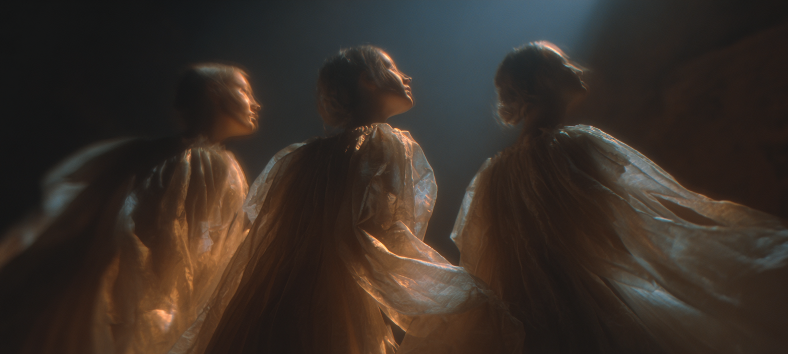 ЕДИНСТВО ТЕЛА, ДУШИ И РАЗУМА: В ДОМЕ СМИРНОВА ПРОЙДЕТ ПРЕМЬЕРА ИММЕРСИВНОГО СПЕКТАКЛЯ «ТИШЬ»