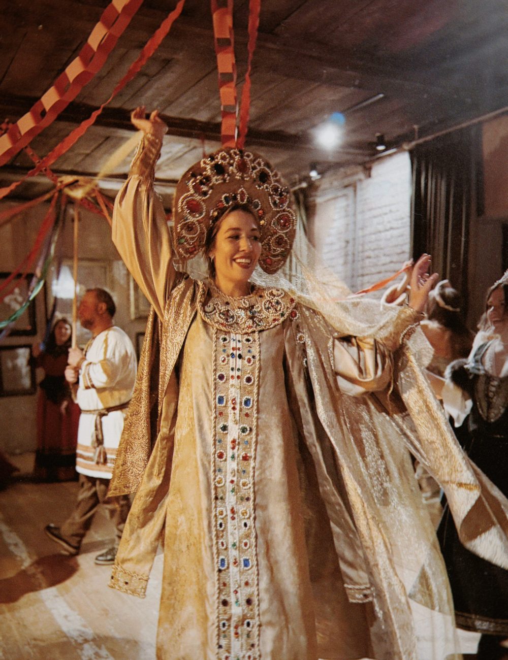 Edited in Tezza with: Almond, Asteria, Saturation, Temperature, Dust 3, Contrast, & HSL