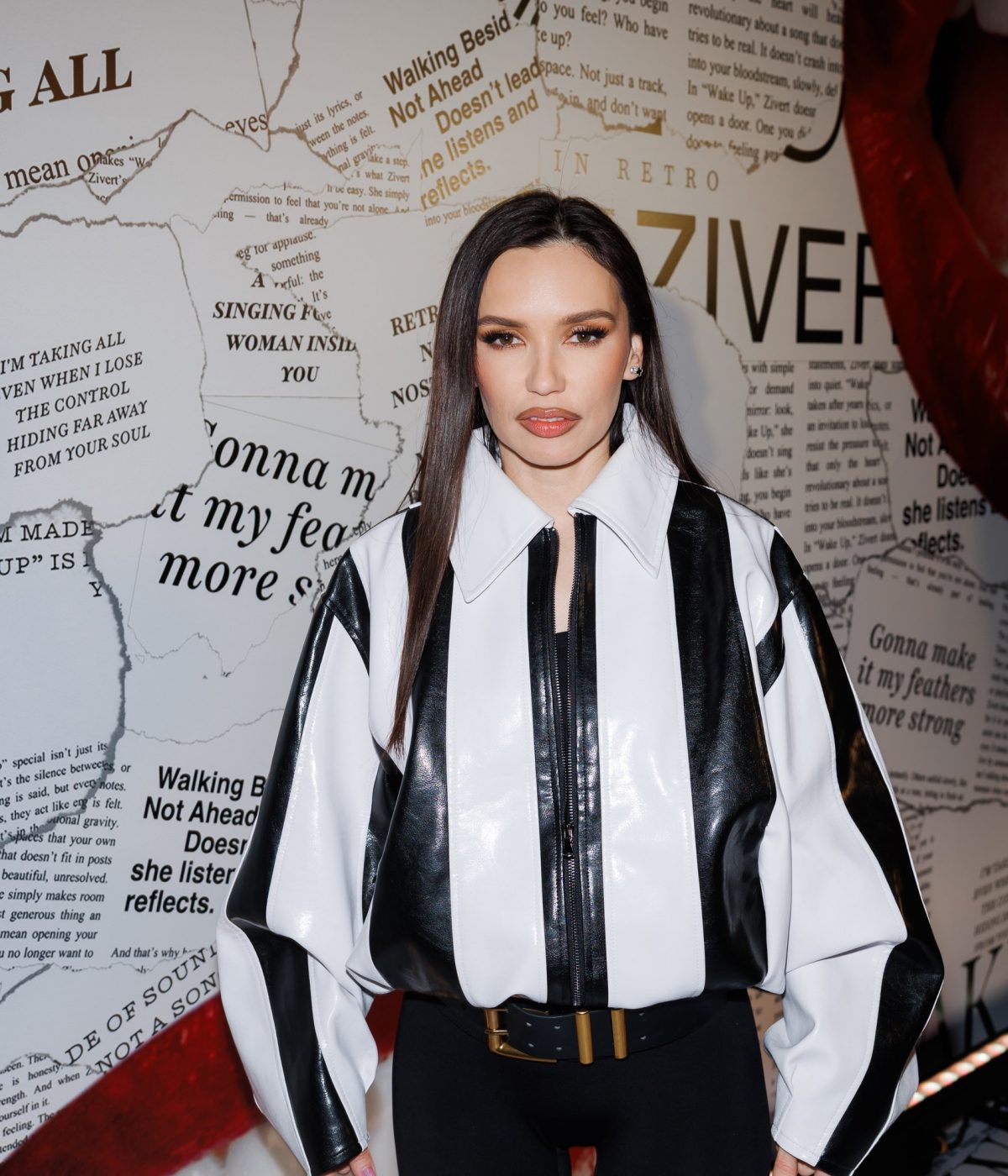 SERYABKINA Закрытый предпремьерный показ видеоверсии первого стадионного шоу Zivert «Где-то в Ретро»