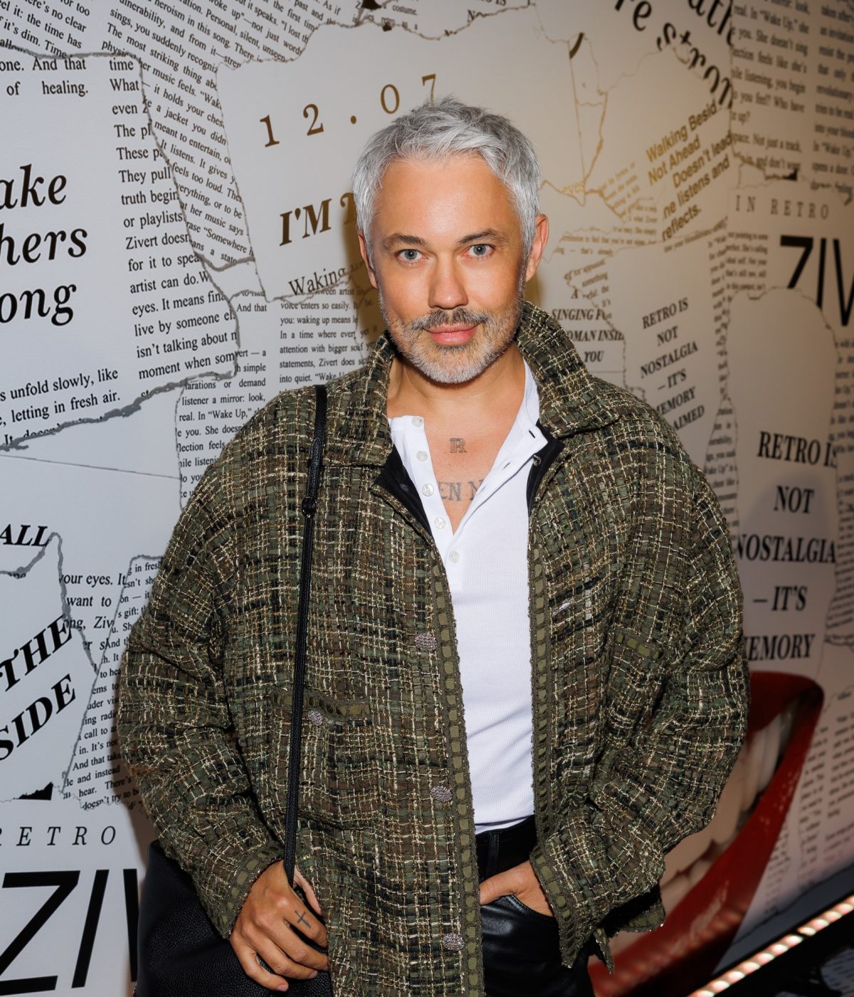 Александр Рогов Закрытый предпремьерный показ видеоверсии первого стадионного шоу Zivert «Где-то в Ретро»