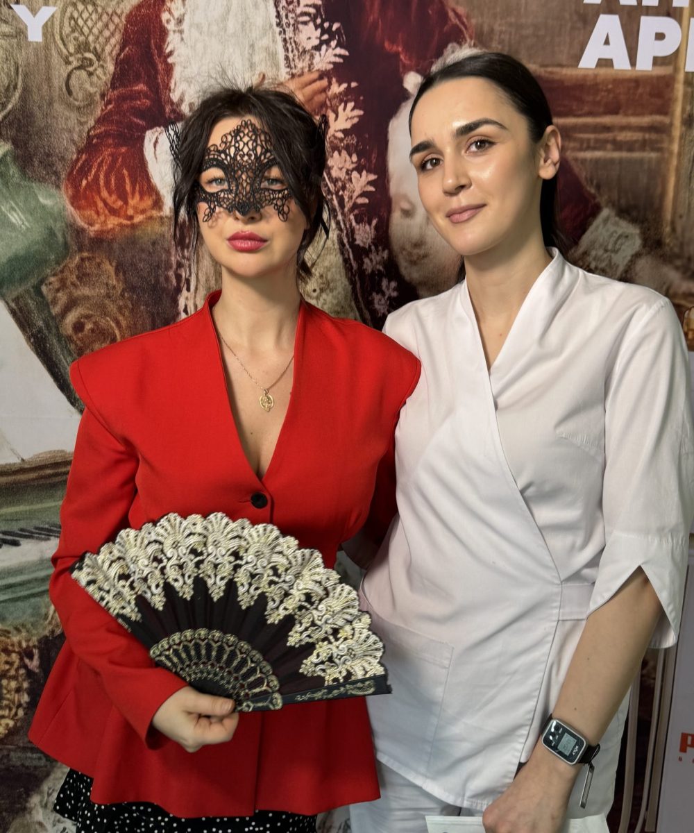 Презентация технологии Sense Kiss EXO и прелонч Piamo Nobility в лекционном зале клиники ЭСТЕЛАБ