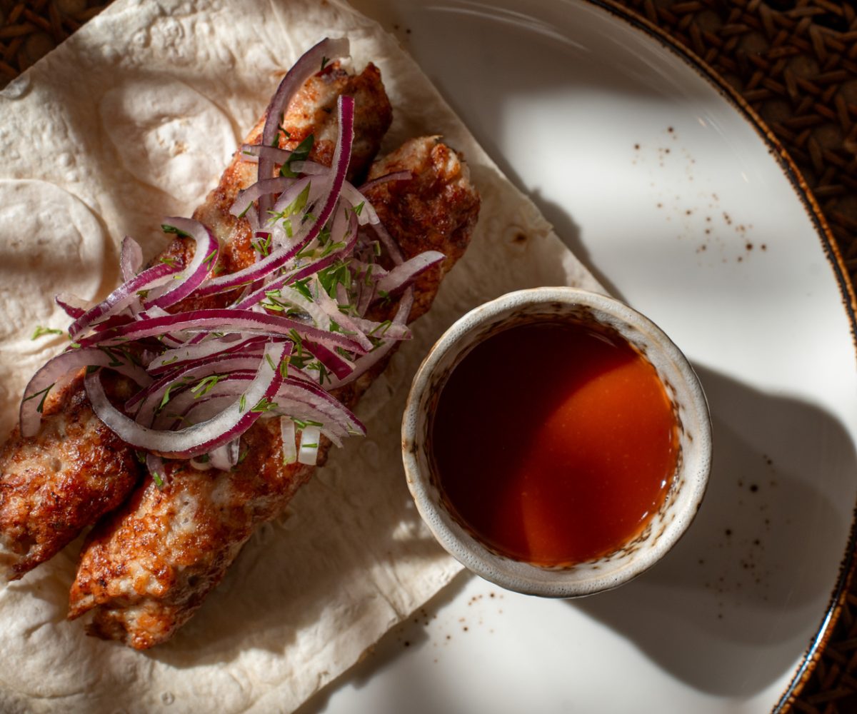 «Есть Хинкали & Пить Вино» обновленное весеннее меню