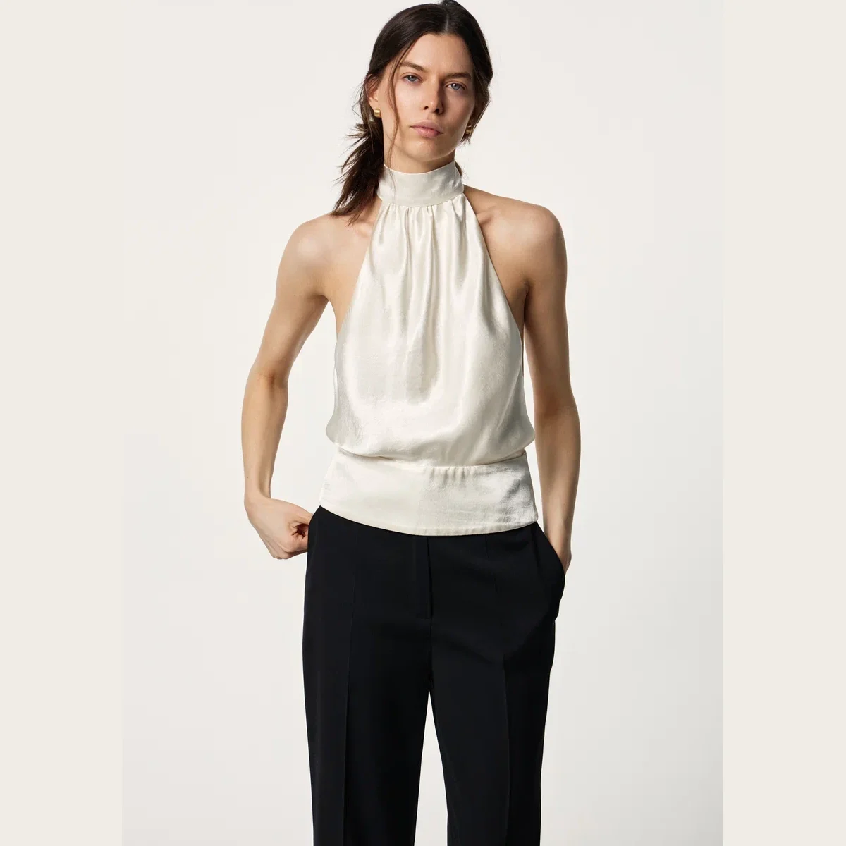 Вещи из новой коллекции M’STUDIO