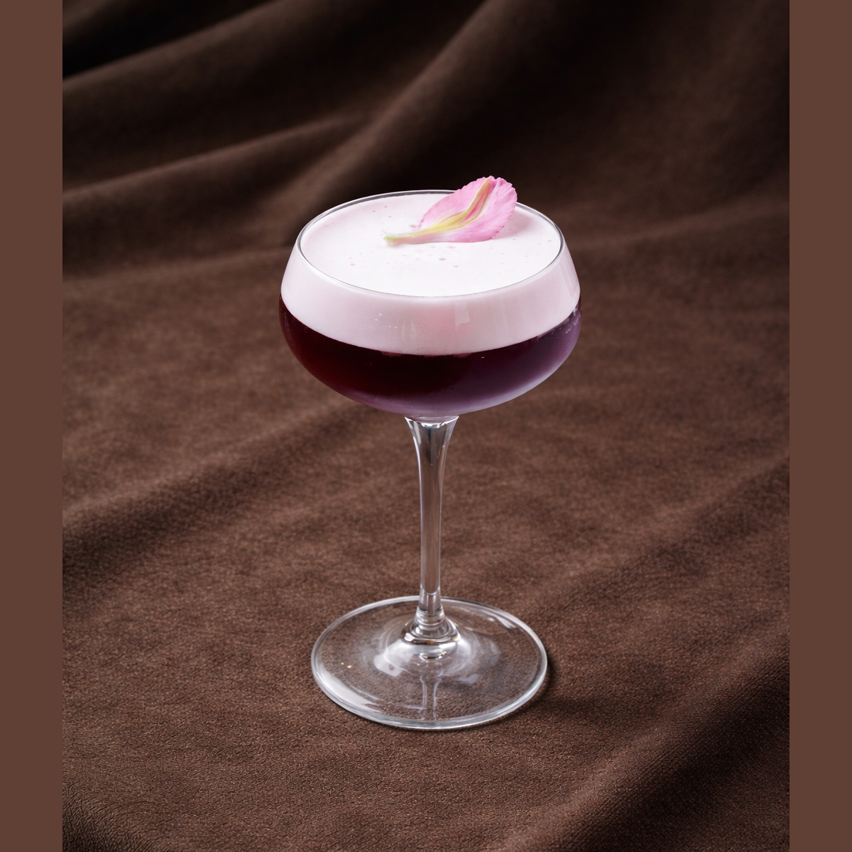 Коктейль "Машук" в пятигорском «Хмельном» Специальное меню, приуроченное к КИФ, представят в ресторанах Кисловодска, Пятигорска и Нальчика