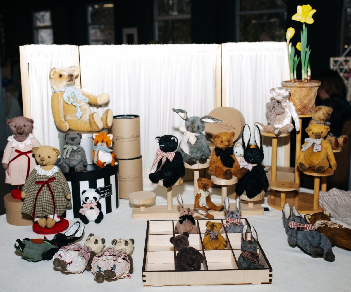 18–19 апреля в Москве прошла выставка-арт-лекторий «Розы-Березы»